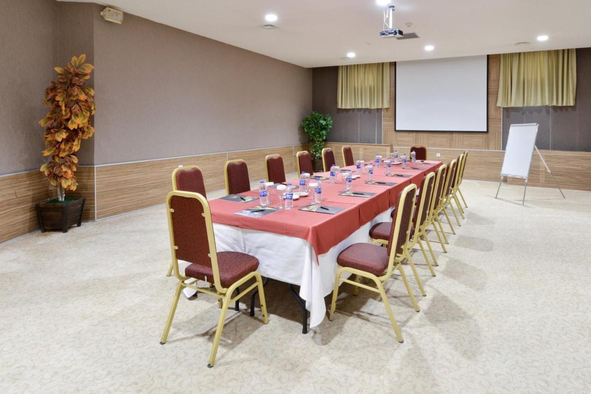Anadolu Hotels Esenboga Thermal エクステリア 写真